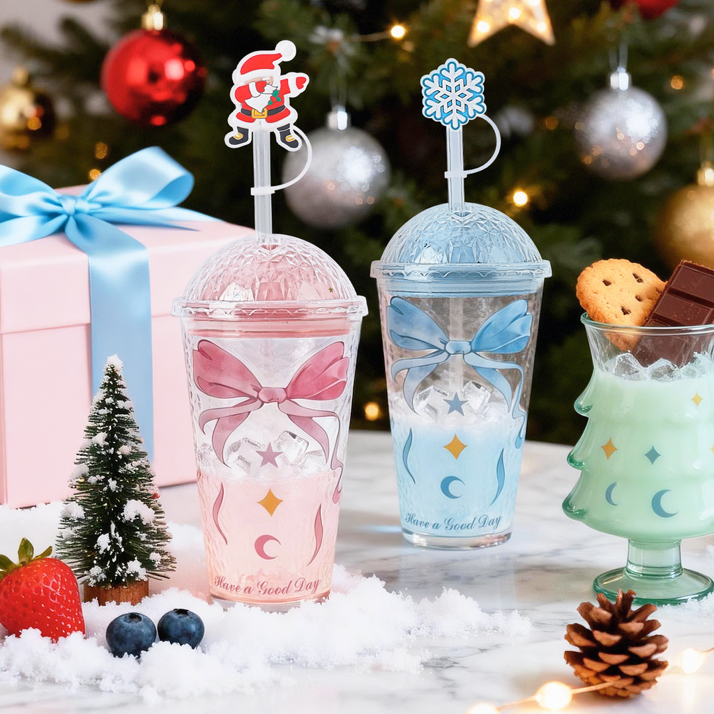 16 oz Christmas Glass with Glowing Lid